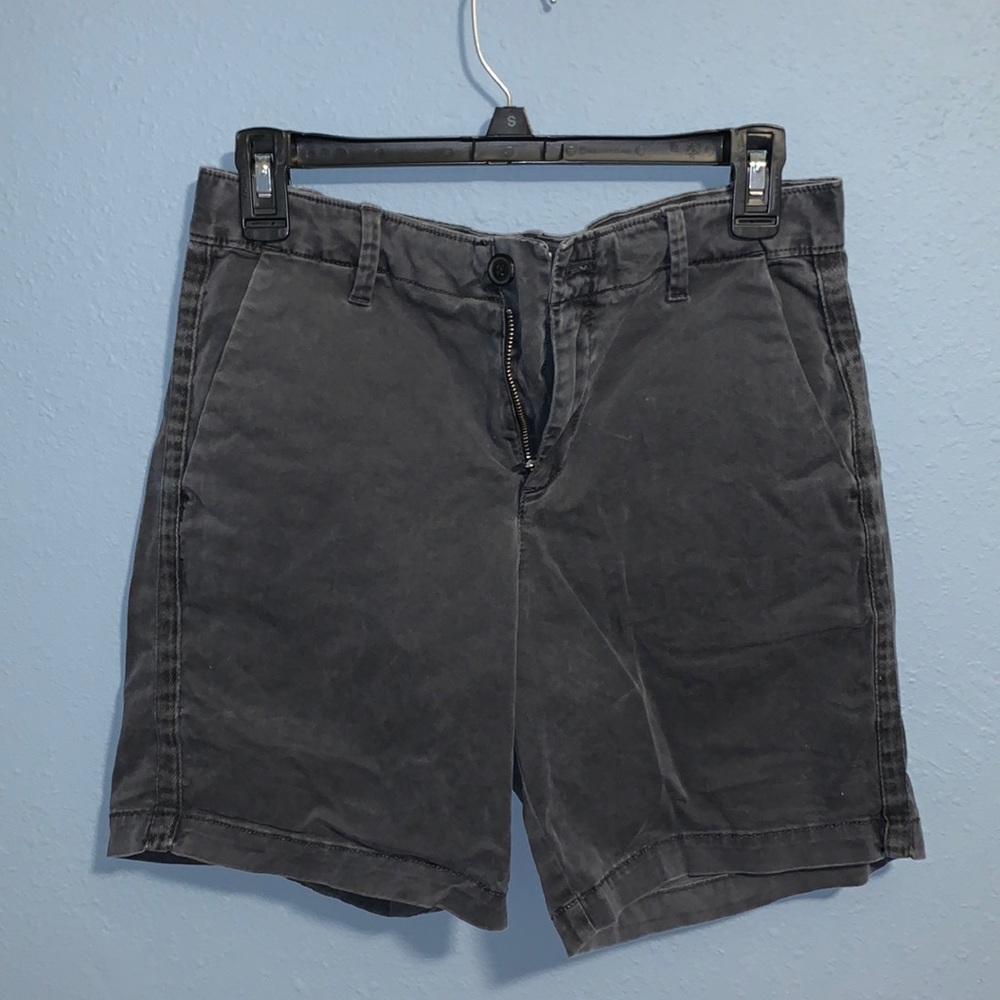 Gap size 2 girlfriend chino shorts